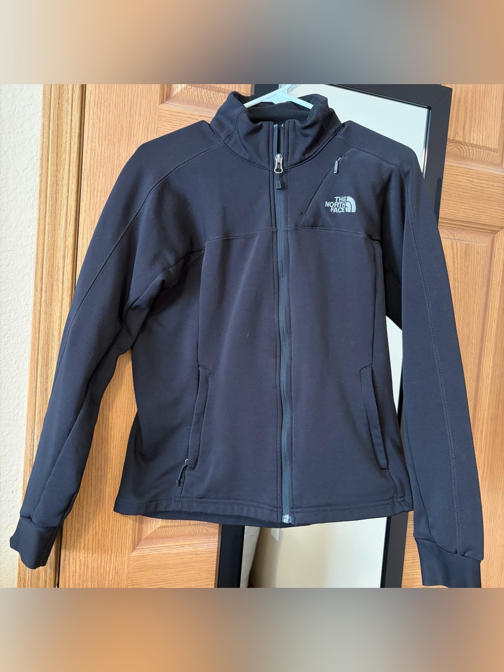 The North Face Black Women's Full-Zip Fleece Jacket